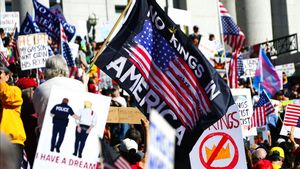 Jutaan Orang di 50 Negara Bagian AS Demo 'No Kings',  Bendera One Piece Anti Trump Berkibar