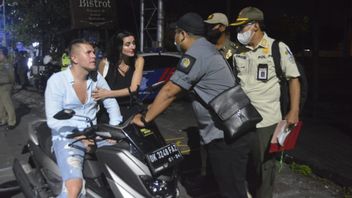 2 Foreigners In Bali Fined IDR 1 Million For Violating Health Protocols