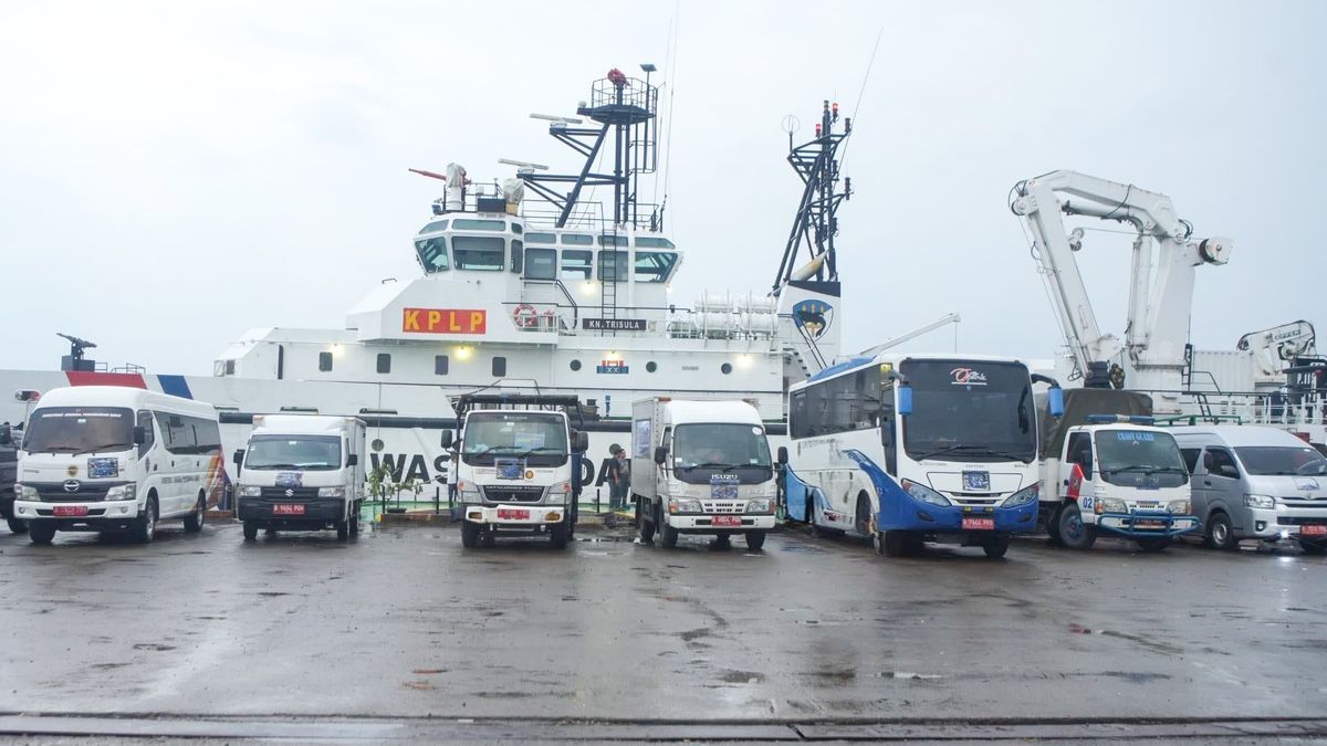 4 Kapal KPLP Dikerahkan Angkut Bantuan ke Daerah Terdampak Bencana Sumatra