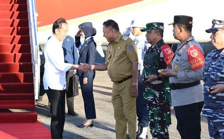 Disambut Senyum Gubernur Olly Dondokambey, Presiden Jokowi Lanjutkan Kunjungan Kerja ke Manado