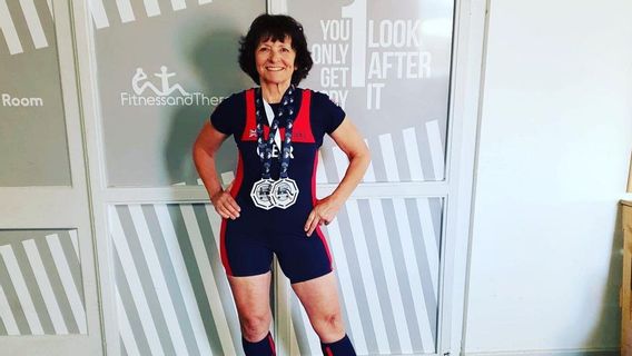 World Champion Lifts Weight, Healthy Tips Budget From A 70-Year-Old Grandmother