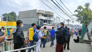 Jalan Pun Masih Tak Hafal, 20 Orang Ini Nekat Hendak <i>Nimbrung</i> ke Aksi Mahasiswa di Jakarta, 4 di Antaranya Sampai Pinjam Baju Seragam