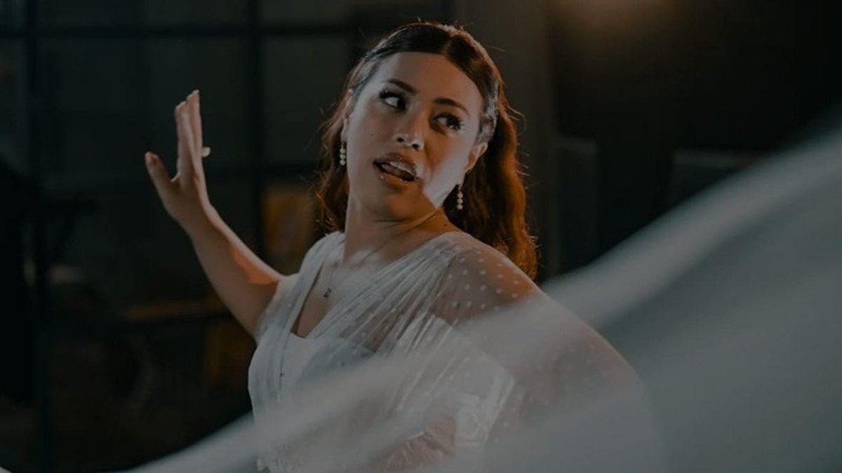 Kamasean Alami Sakitnya Gagal Move On di Single <i>Cadanganku</i>