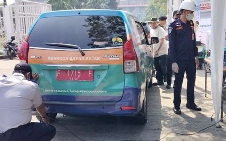 Baru 2 Jam Hadiri Uji Emisi, Bupati Bogor Lihat Langsung 2 Mobil Dinas Pemkab Tak Lolos Tes