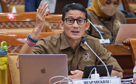 Belanja Hijab RI Tembus Rp91 Triliun, Sandiaga Uno: Produk Lokal Harus Juara di Rumah Sendiri