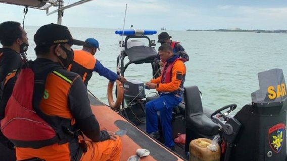 Hilang 4 Hari, 2 Nelayan Kepulauan Meranti Ditemukan Selamat