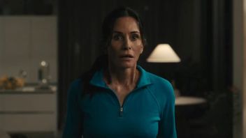 Tertarik Gabung Film <i>Scream 7</i>, Ini Alasan Courteney Cox Belum Tanda Tangan Kontrak