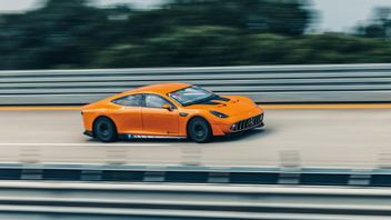 Michelin And Mercedes-AMG Create Record For Electric Car Resilience, Traveling Around The World In 8 Days