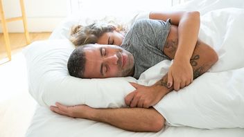 Alasan <i>Quickie Sex</i> Perlu Sering Dilakukan Pasangan Setelah Menikah
