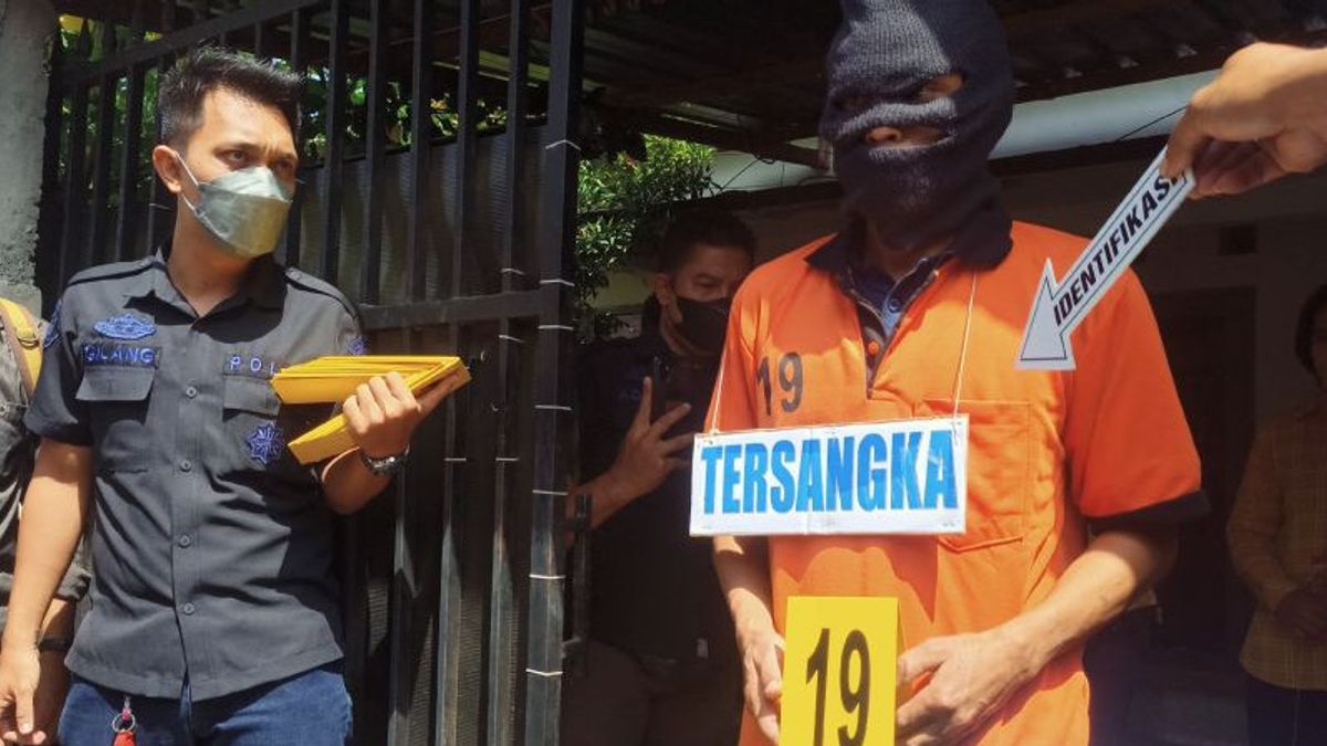 Penyidik Dalam Hasil Reconstruction Pembunuhan Sadis Guru TK Di Lombok Barat