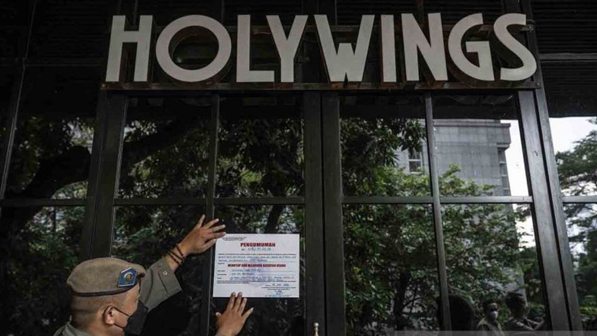 Worried That The Seal Will Be Opened And Operating, Holywings In Jakarta Is Being Closely Monitored By The PP Satpol