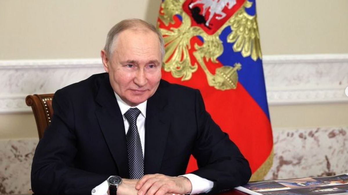 Putin: Do Everything You Can To Maintain Russia's Stability And Security