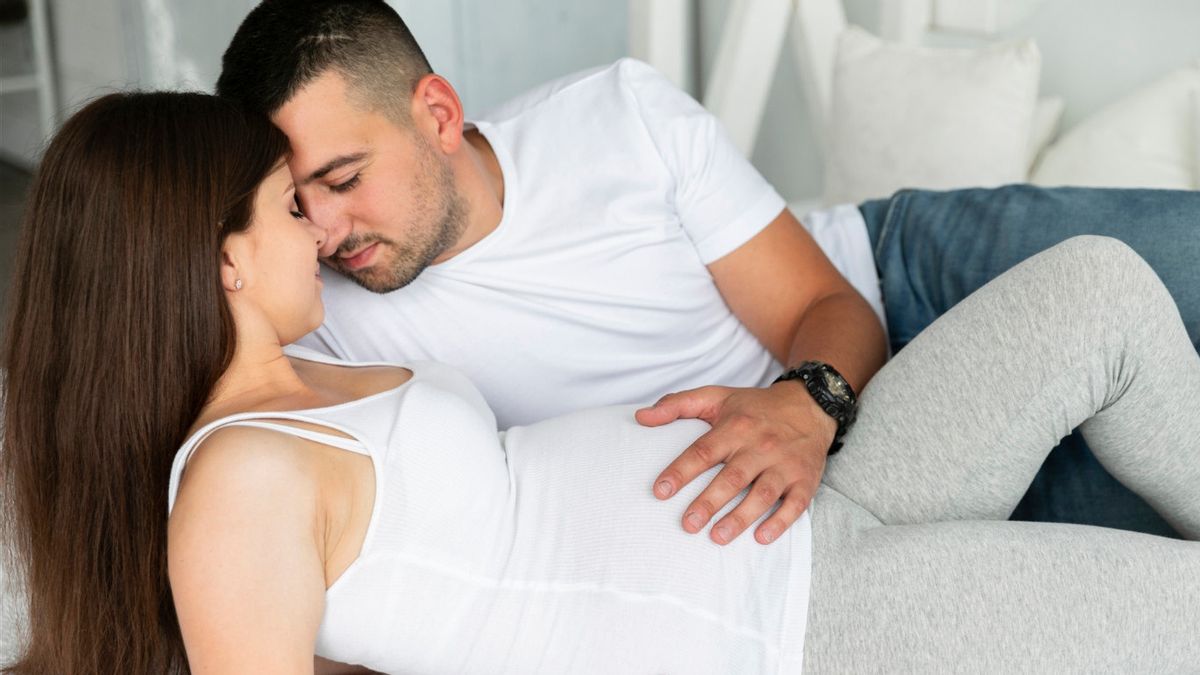 Sexual Passion Increases During Pregnancy Due To The Rising Hormones Of Estrogen And Progesteron, What Can Be Done?