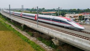Progres KCIC, Jalur Kereta Cepat Jakarta-Bandung Siap Dialiri Daya Listrik