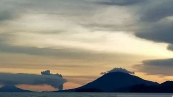 阿纳克喀拉喀托火山至今9次喷发