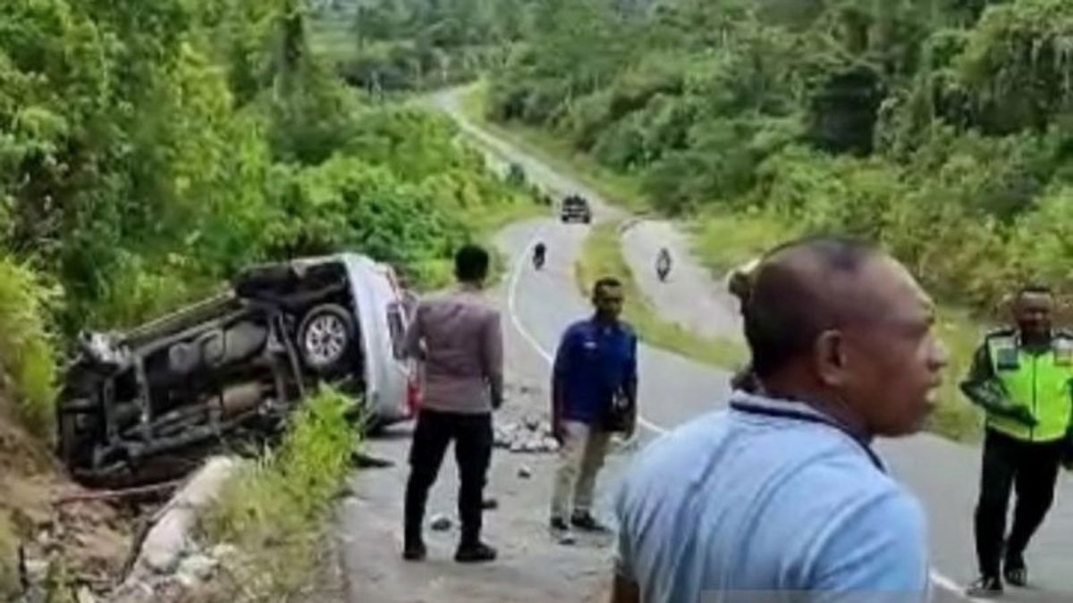 Kadiskominfo Papua Barat dan 3 Wartawan Kecelakaan di Manokwari Selatan, Tidak Ada Korban Jiwa 