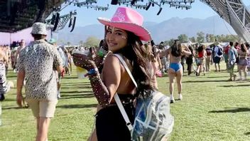 Sakit Tapi Coachella, Jennifer Coppen Beri Penjelasan ke Warganet