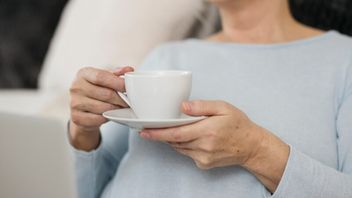 노인들도 커피를 마실 수 있나요? 좋은 영향과 나쁜 영향이 숨어 있어요