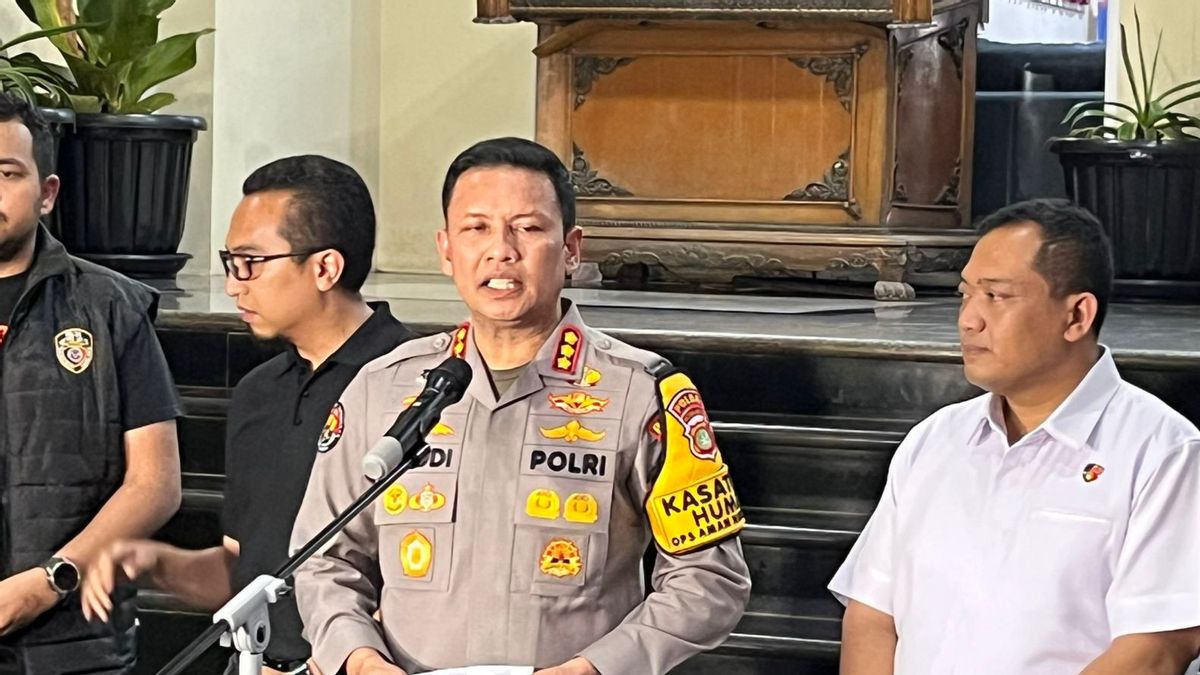 Polisi Sebut Pemeriksaan Roy Suryo Cs Sesuai Prosedur dan Profesional