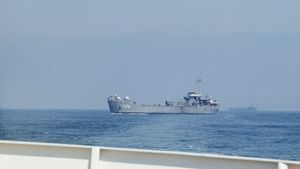 Filipina Tak Ingin Minta Bantuan AS soal Insiden ‘Bajak Laut’ Coast Guard Tiongkok di Laut China Selatan