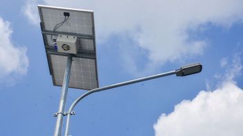 A Total Of 780 PJUTS Lamp Units Installed In Gresik And Lamongan