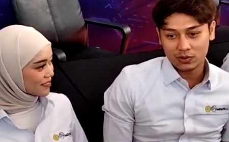 Ditanya Tentang Uang Amplop Doni Salmanan, Rizky Billar dan Lesti Kejora Berlalu: Nggak Ngikutin Perkembangan