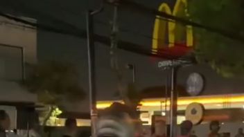 McDonald's Rawamangun Fast Food Restaurant Raided By Students, Police: Solidarity Against Palestine
