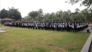 Pramono Lepas 584 Pasukan Putih, Bakal Layani Warga Jakarta Secara Door-to-Door 