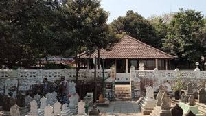 DPRD Usul Bentuk Timsus Atasi Pengemis di Makam Sunan Gunungjati
