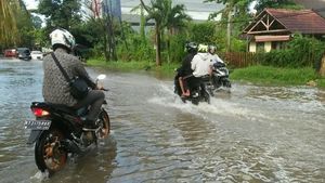 Pemkot Normalisasi Sungai Atasi Banjir Musiman di Ambon