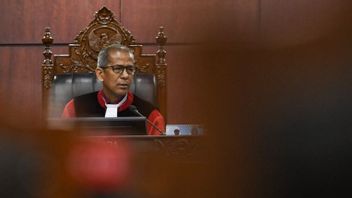 k décide que les élections seront tenues au plus tard 2 ans après les élections