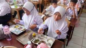 Puasa Ramadan 2026, MBG di SMP Islam Parung Tetap Didistribusikan pada Peserta Didik