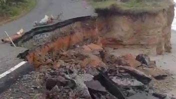 ビントゥナン～ウライ・ケタフン旧国道侵食、ベンクル州政府が中央政府に修復の約束履行を要請