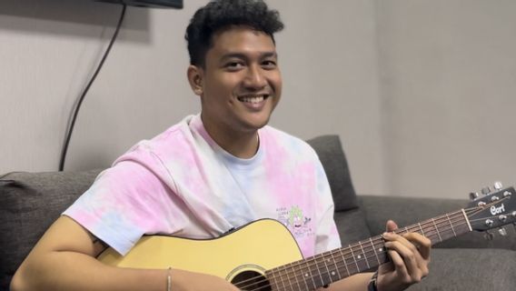 Perkenalan Hose Ali Lewat Single Debut Berjudul Bahagia Dengannya