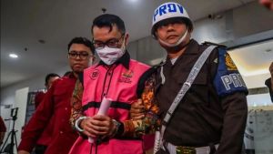 Wamen Tiko Bantah BUMN免责董事会-专员:如果有欺诈行为,可以处理