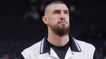  谴责俄罗斯入侵，NBA的两名乌克兰球员发布联合声明：坚持下去！在团结中有力量