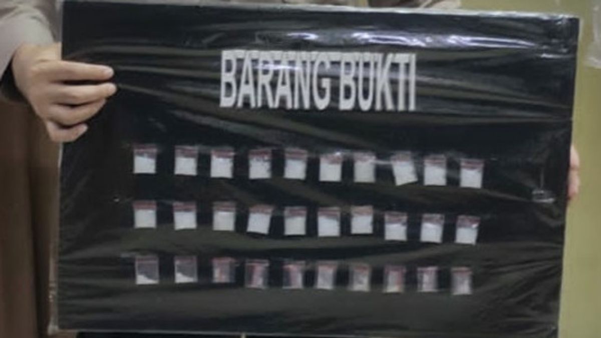 Rumah di Lodan Jakut Digerebek, Polisi Amankan Satu Orang Bandar dengan 30 Paket Sabu Siap Edar