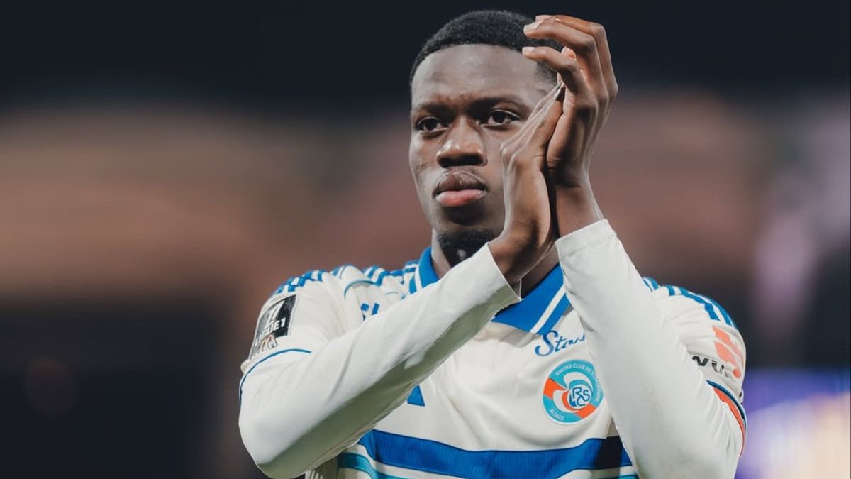 Chelsea Panggil Kembali Sarr, Tukar Anselmino ke Strasbourg, di Tengah Negosiasi Buntu dengan Tati