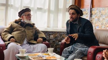 Dans Le Soutien Mondial, Le Chef Anti-taliban Ahmad Massoud Est Au Tadjikistan