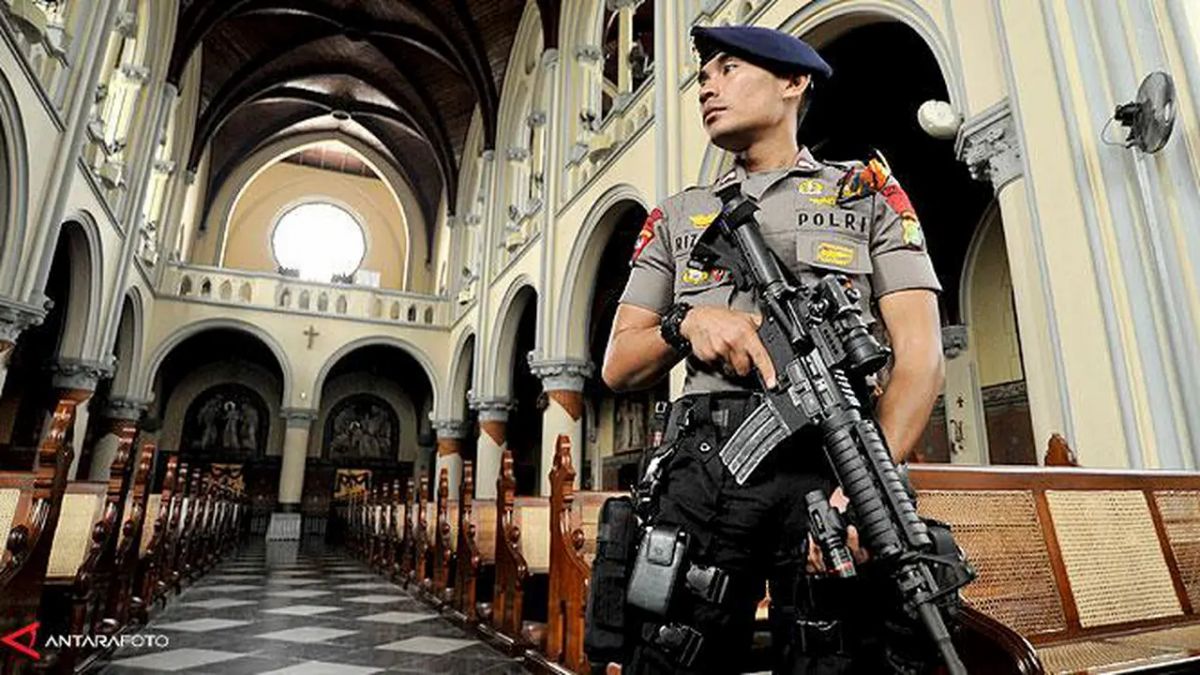 Easter Celebration In West Manggarai NTT, Police Deploy Fully Armed Personnel
