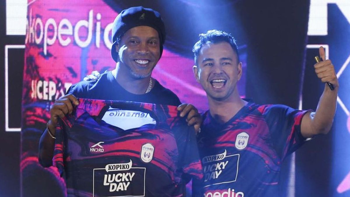 <i>Gak</i> Mau Lewatkan Momen, Semua Pemain RANS Nusantara FC Ingin Bertemu Legenda Brasil Ronaldinho