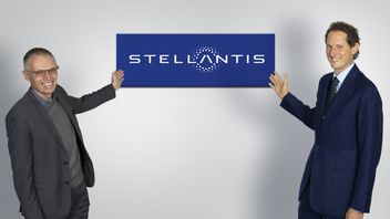 Stellantis Targets Vehicle Production Using 35 Percent Recycled Materials