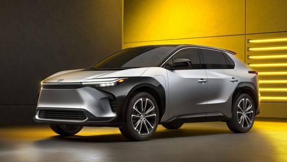 Toyota donne de nouvelles voitures pour le marché indonésien en 2024