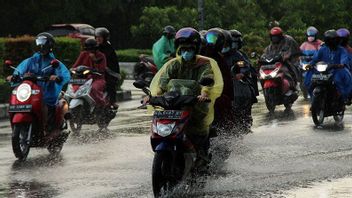 天気予報:雨はインドネシアの大都市の数で落ちるでしょう