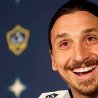 Patung Ibrahimovic yang Kembali Jadi Sasaran Dendam Fans Malmo