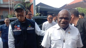 اقترح الوزير بيغاي أن يجعل المكتب الحكومي مكانا خاصا للاحتجاج