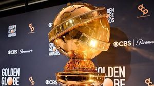 Apa Itu Golden Globe Award dan Perbedaannya dengan Oscar