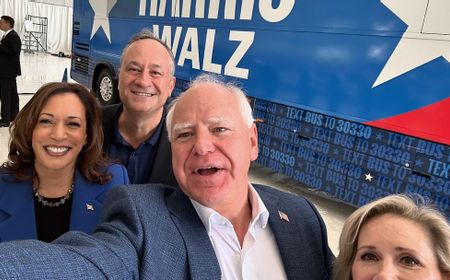 Kamala Harris dan Tim Walz Memulai Tur Bus untuk Kampanye di Georgia