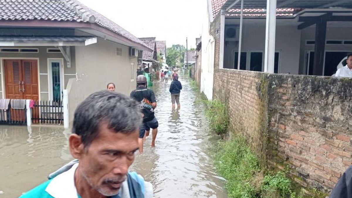 在开斋节之前，Lebak BPBD要求居民为伴有强风的大雨做好准备。